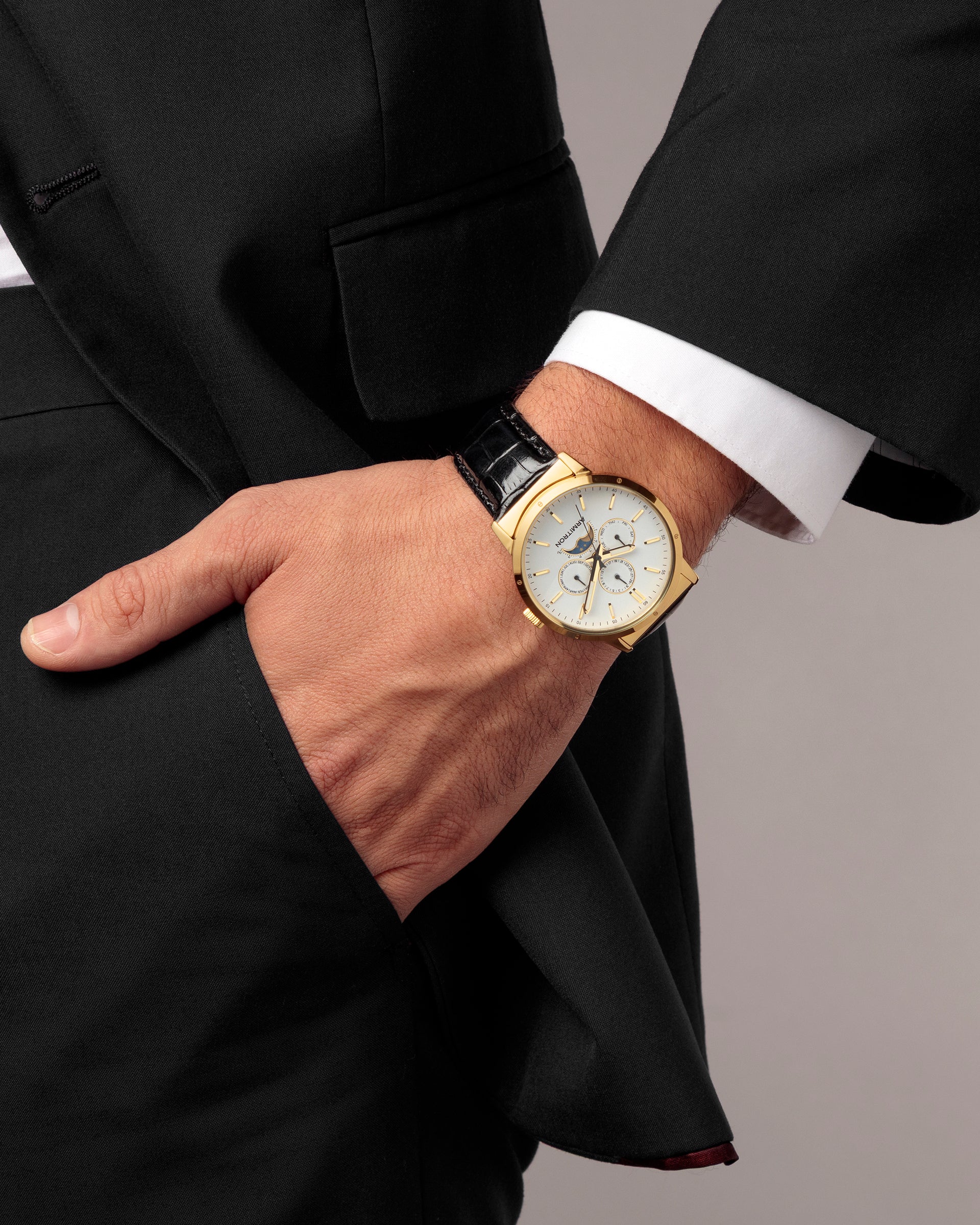 Heritage 48™ | 42mm, Black - Image 5