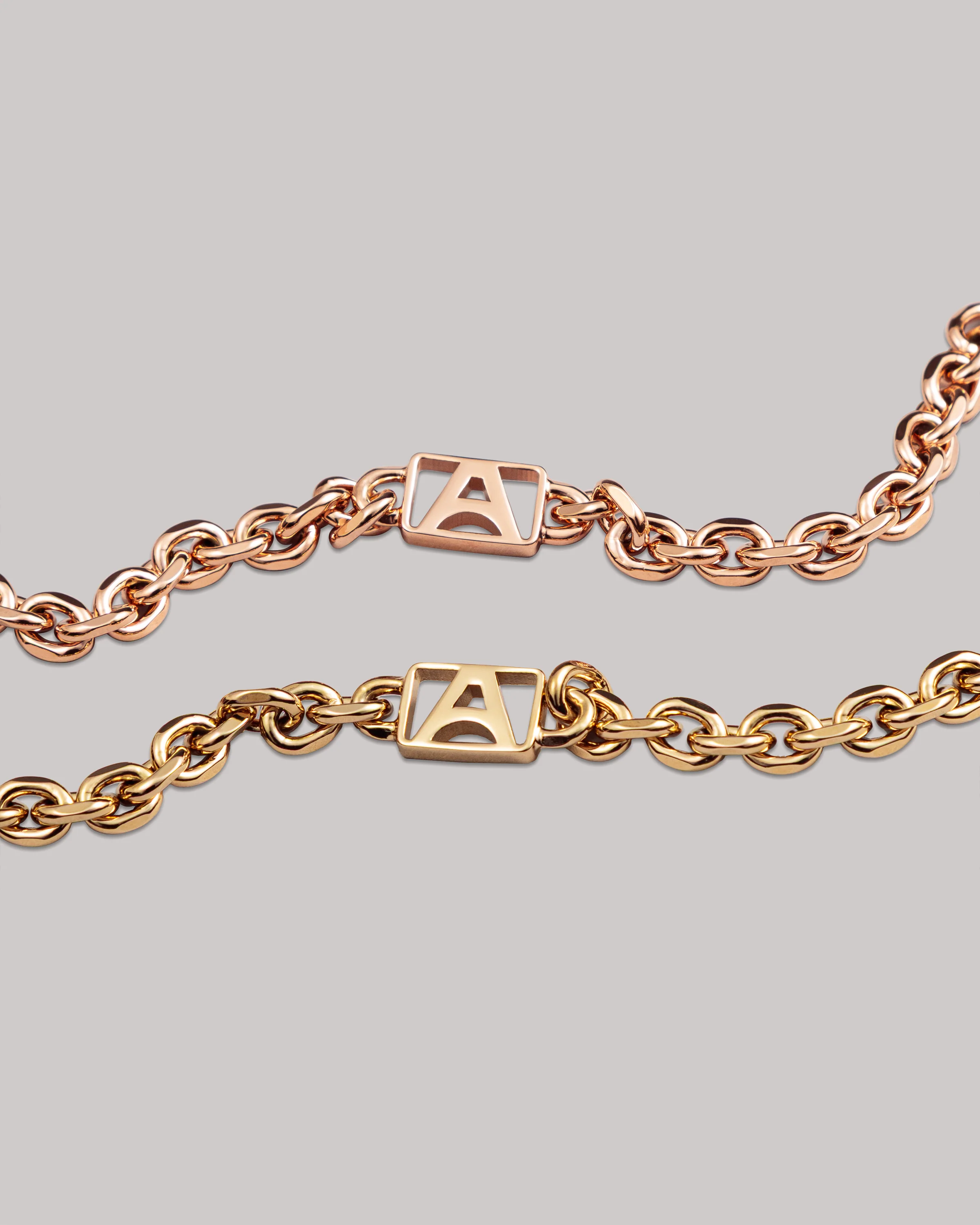 Link & Logo Bracelet™ | Gold - Image 3